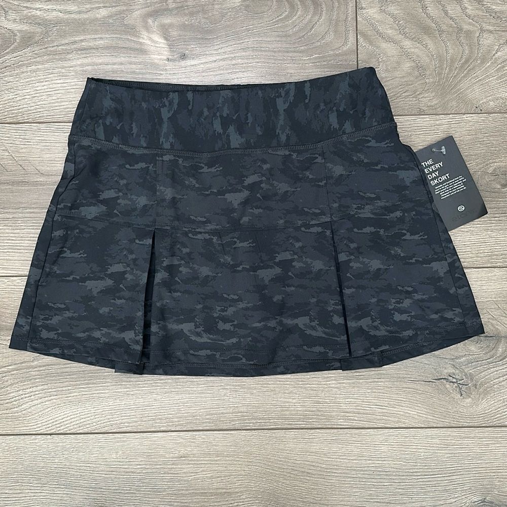 Etonic 14” High Rise Core Pleated Black Camo Tennis Active Skirt Size Small